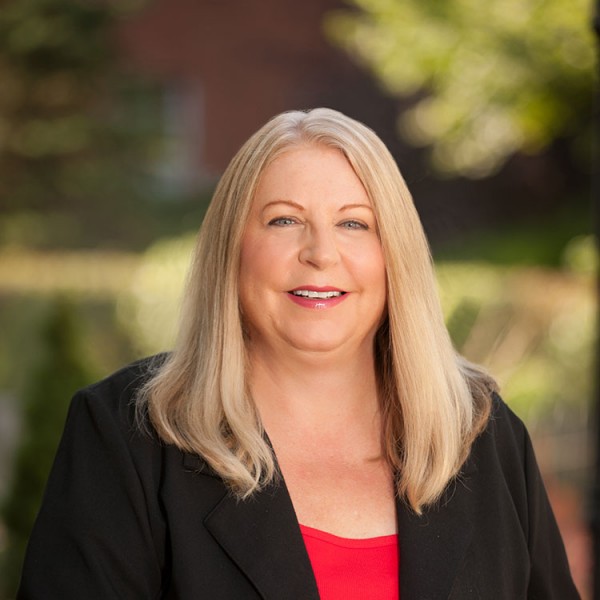 Pam Huseman portrait