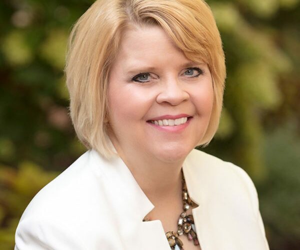 Lesley Pedroli portrait