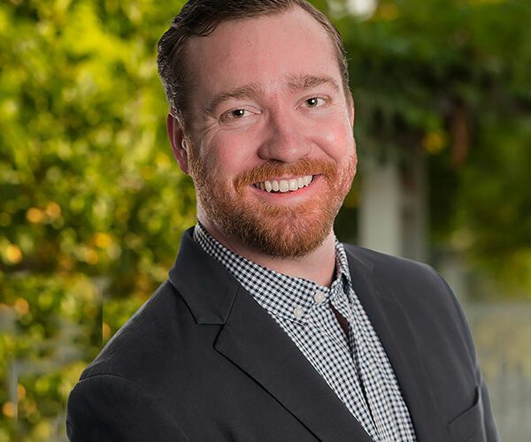 Portrait of Lavan Lee.